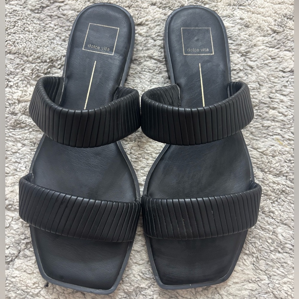 Dolce Vita Classic Black Square toe Sandals Woman 9.5